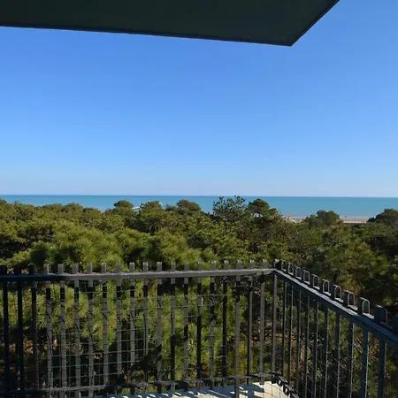 Apartment Lignano Pineta With Marvellous Sea View