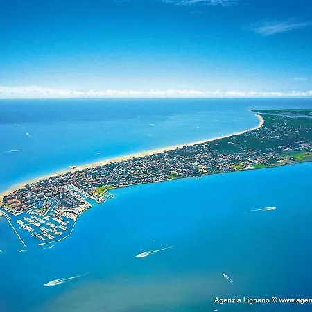 Apartment Lignano Pineta With Marvellous Sea View
